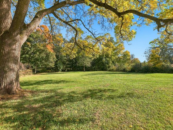 19375 S Lakeside Road, Unit A, Three Oaks, MI 49128
