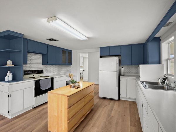 W3835 Exeter Crossing Road, Belleville, WI 53508