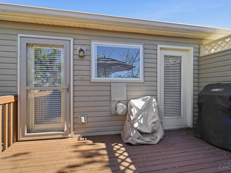 958 Raintree Lane, Hamilton Township, OH 45039 Photo 45