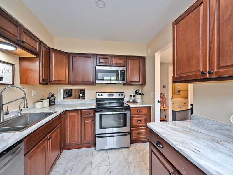6407 Kindred Square, Miami Township, OH 45449 Photo 5