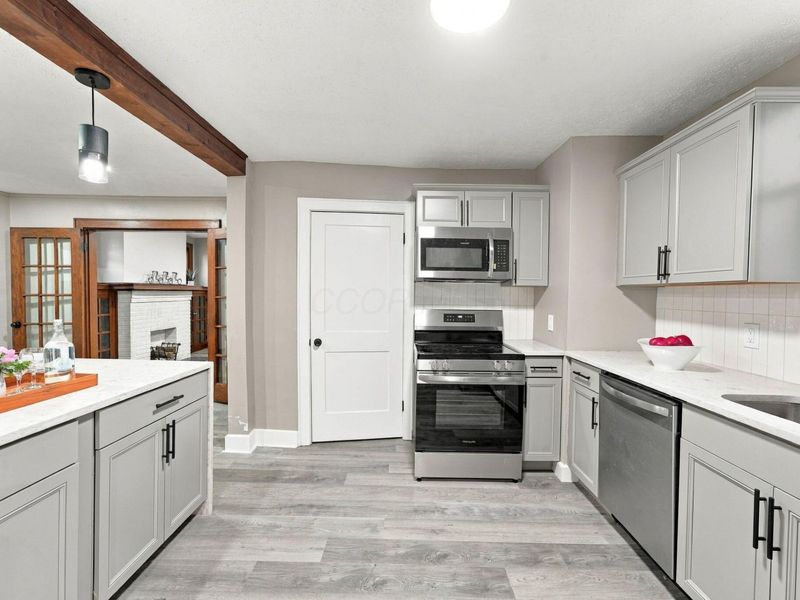 157 Dana Avenue, Columbus, OH 43222 Photo 13