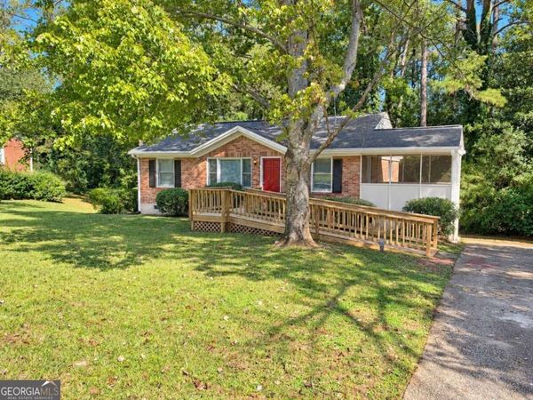 1438 Midlawn Drive, Decatur, GA 30032