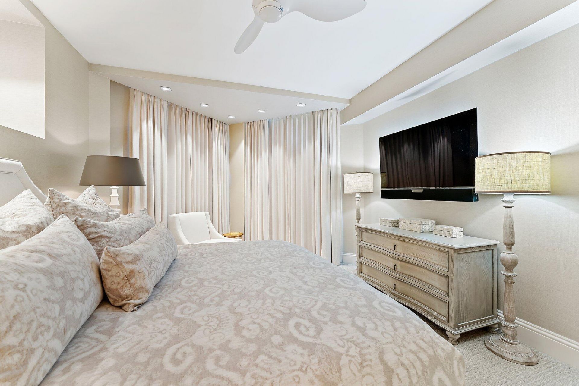 2700 N Ocean Drive, Unit 2304b, Singer Island, FL 33404 Photo