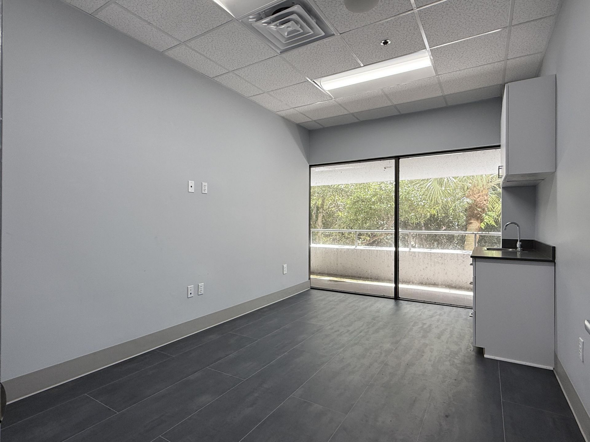 2900 N Military Trail, Unit 201, Boca Raton, FL 33431 Photo