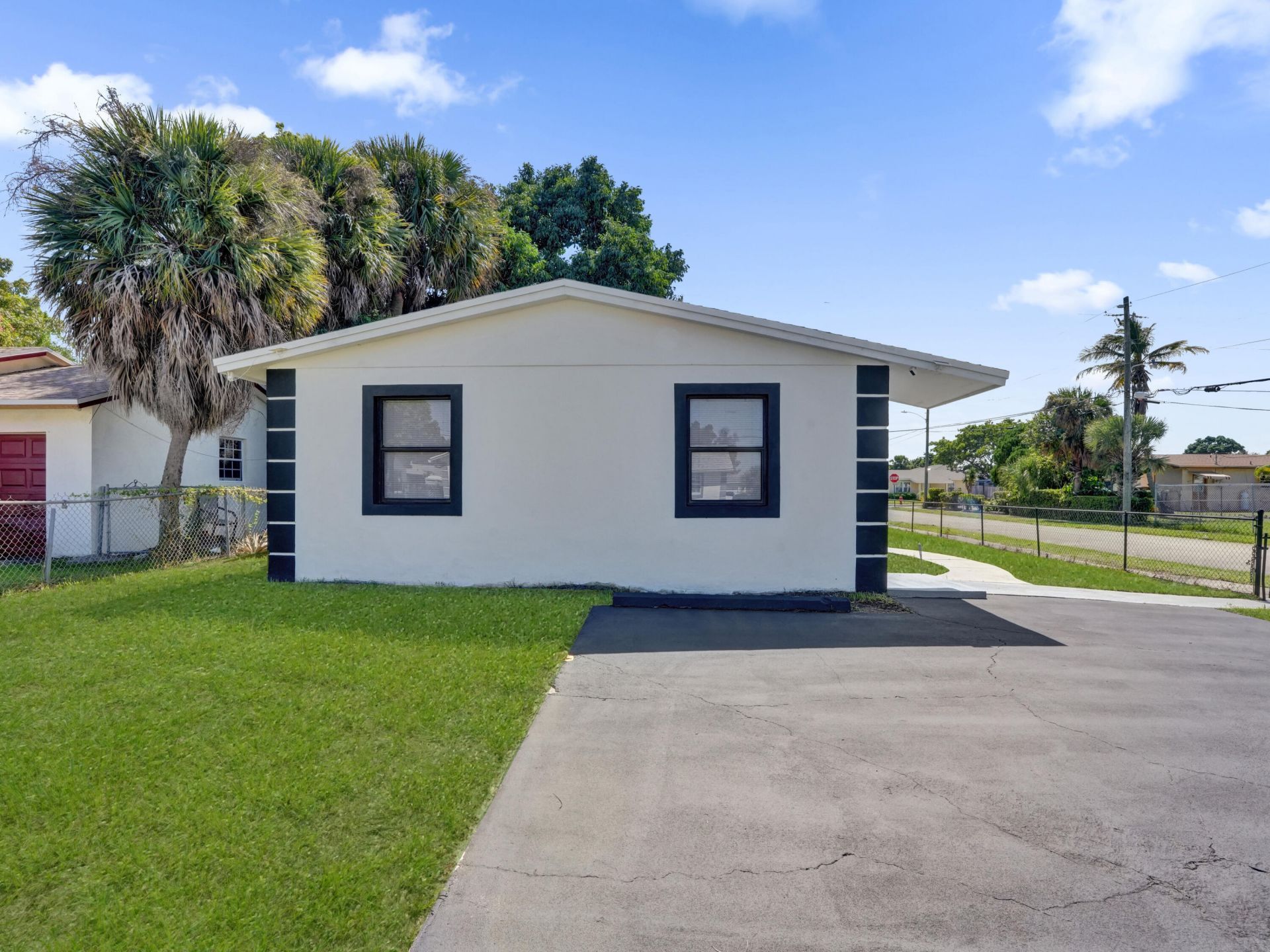1259 W 26th Street, West Palm Beach, FL 33404 Photo