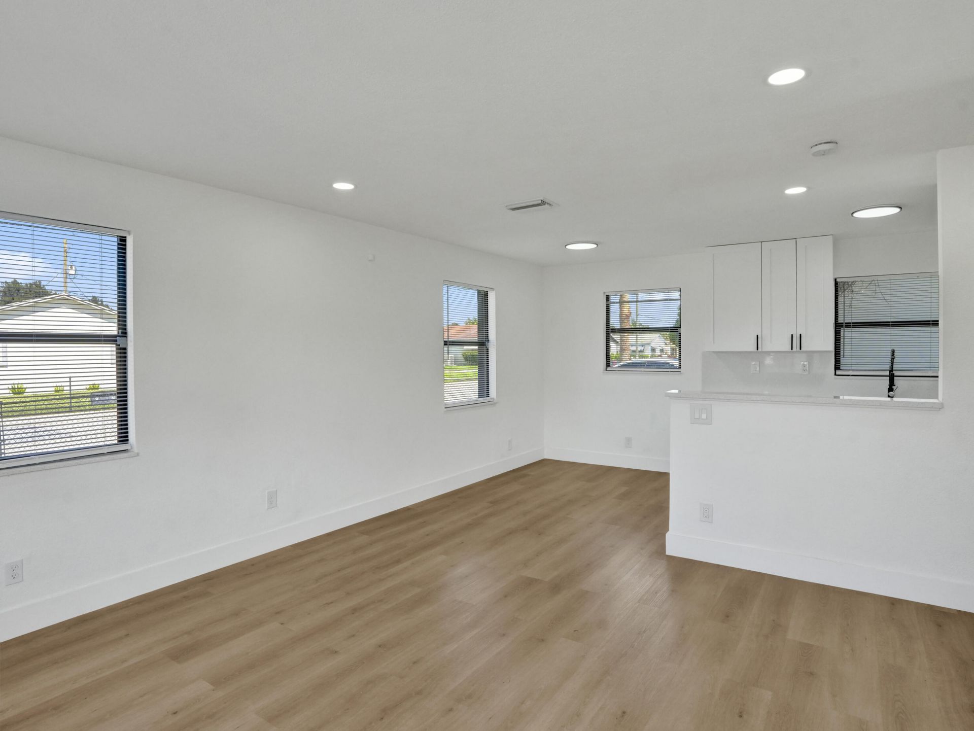 1259 W 26th Street, West Palm Beach, FL 33404 Photo