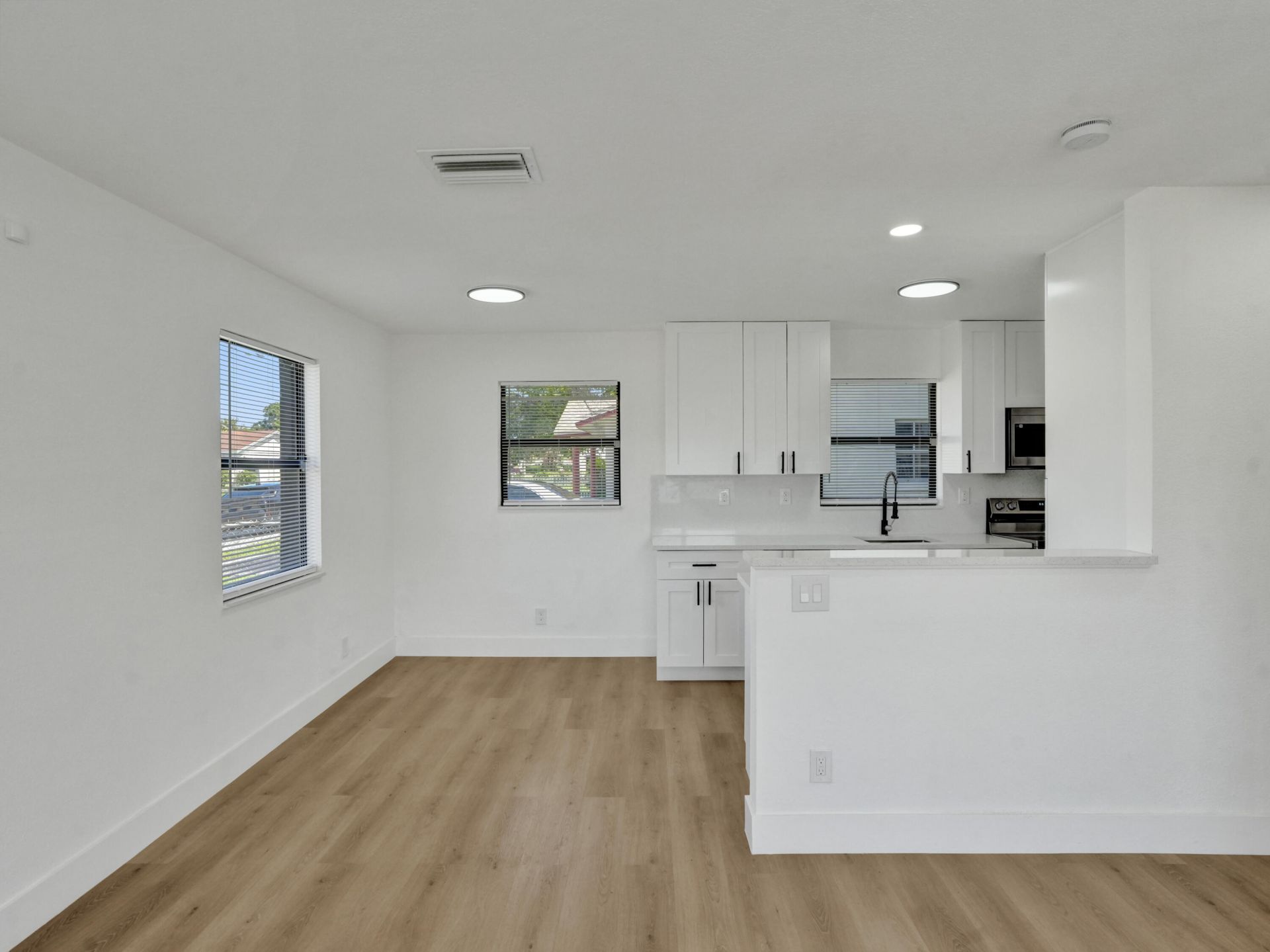 1259 W 26th Street, West Palm Beach, FL 33404 Photo