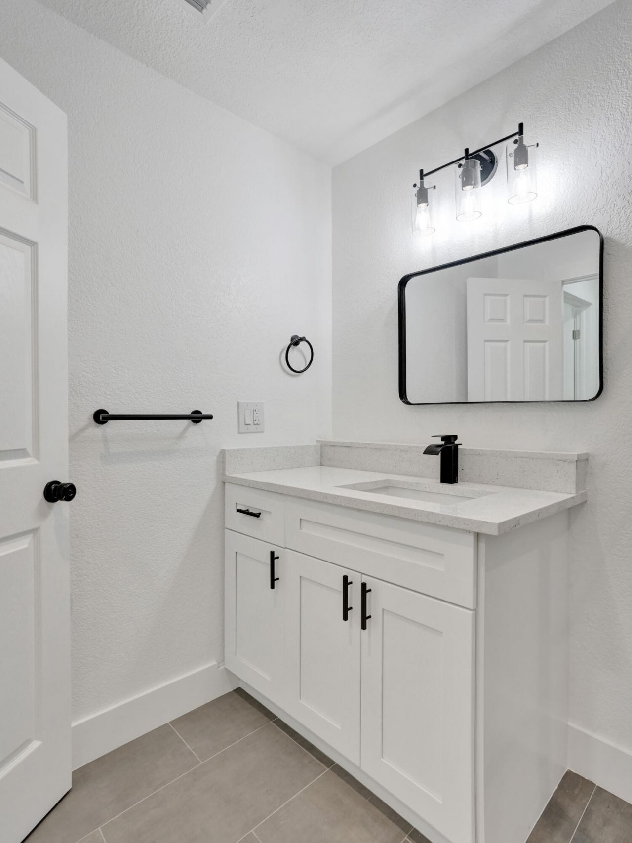 1259 W 26th Street, West Palm Beach, FL 33404 Photo