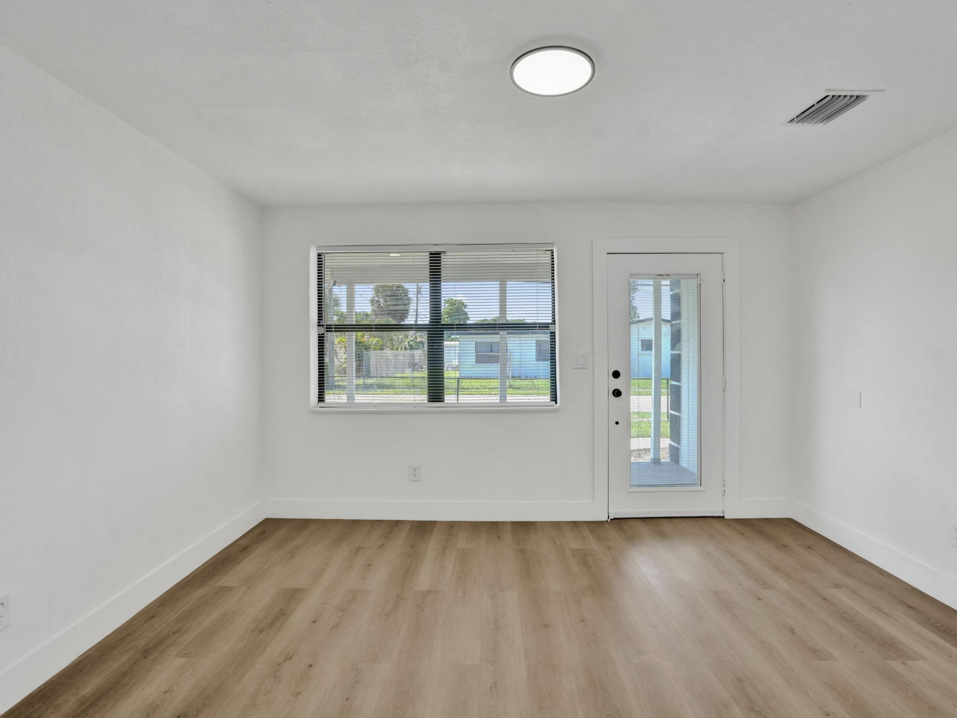 1259 W 26th Street, West Palm Beach, FL 33404 Photo