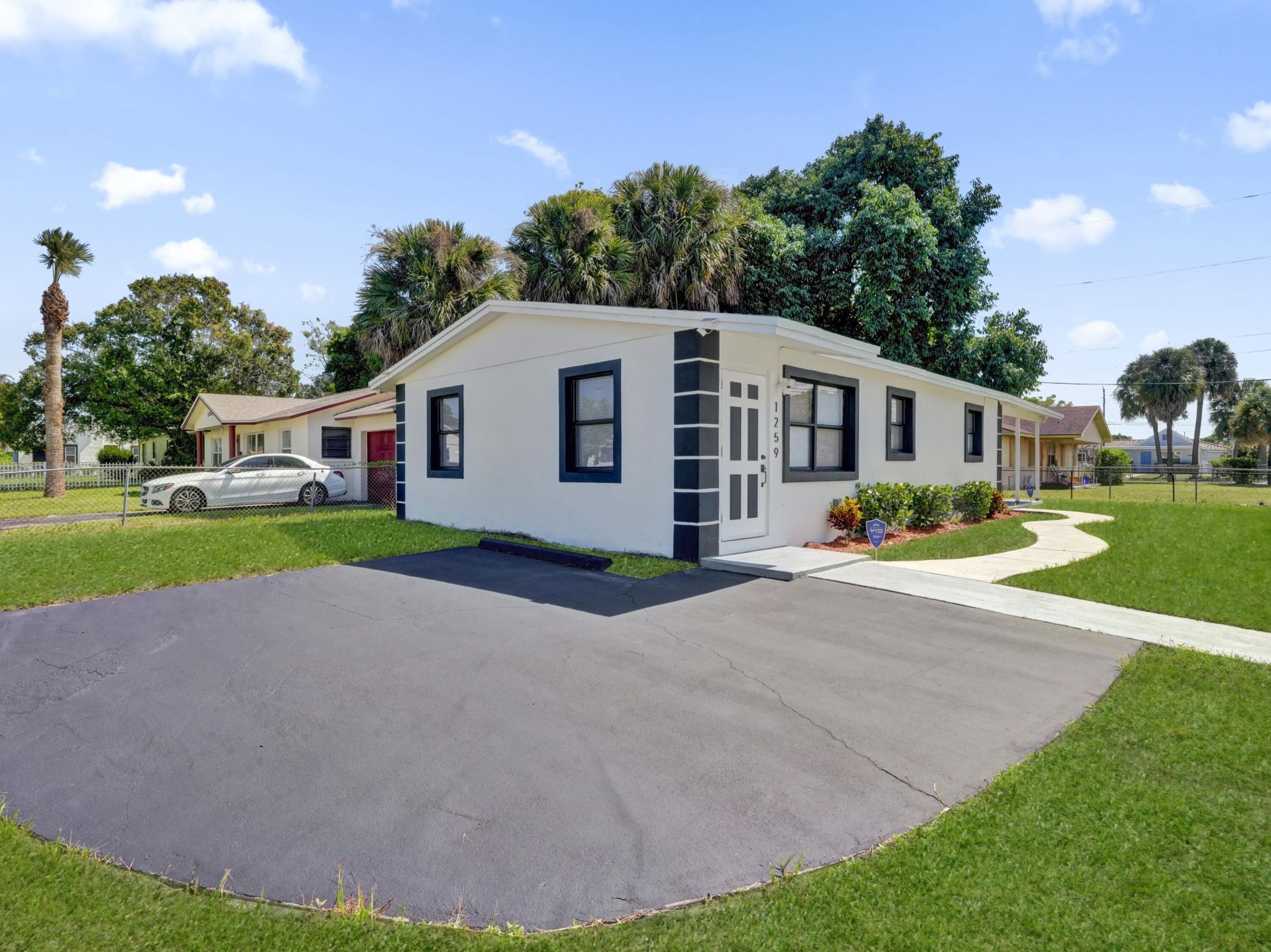 1259 W 26th Street, West Palm Beach, FL 33404 Photo