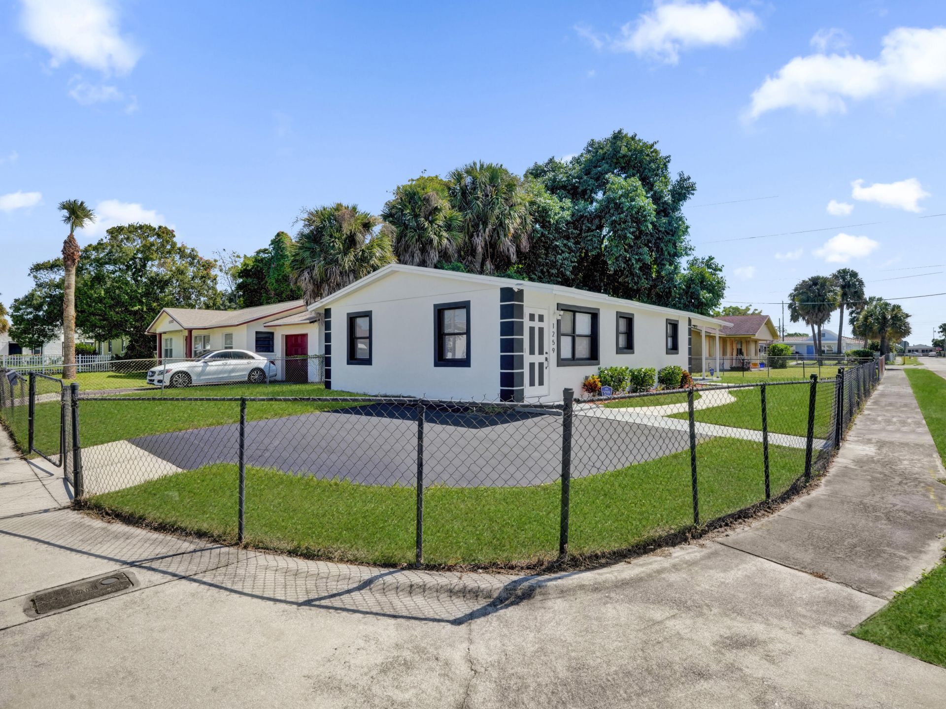 1259 W 26th Street, West Palm Beach, FL 33404 Photo