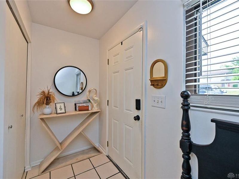 6407 Kindred Square, Dayton, OH 45449 Photo 2