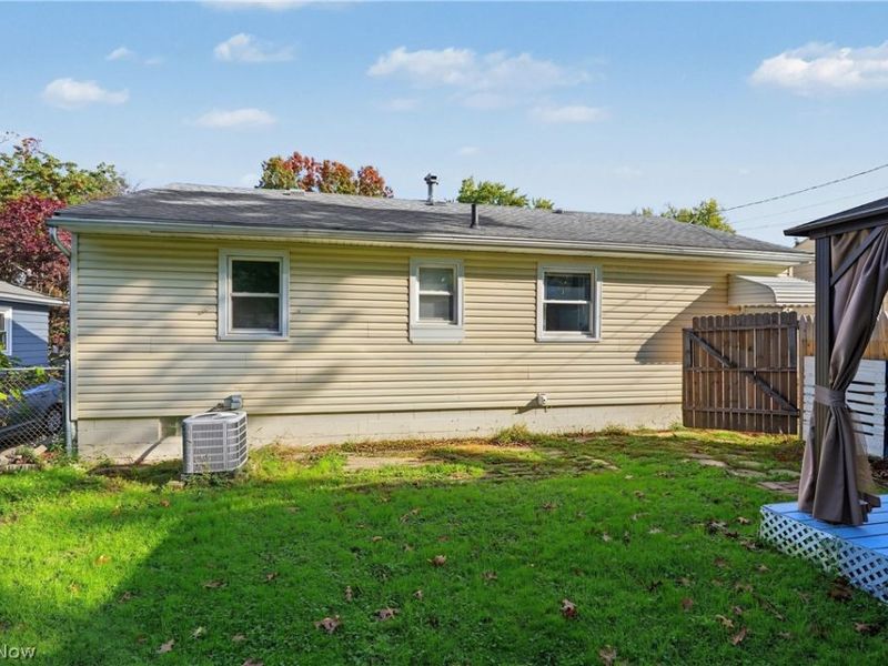 526 Meadow Lane, Cuyahoga Falls, OH 44221 Photo 29