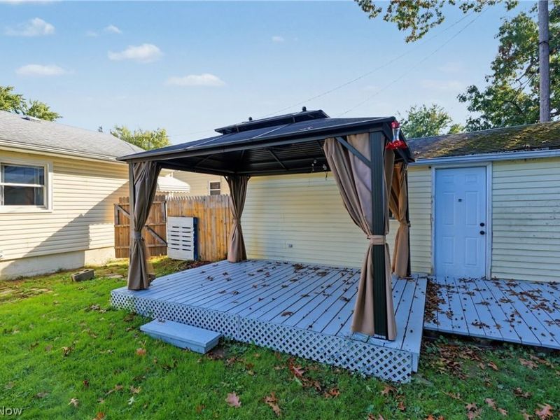 526 Meadow Lane, Cuyahoga Falls, OH 44221 Photo 32