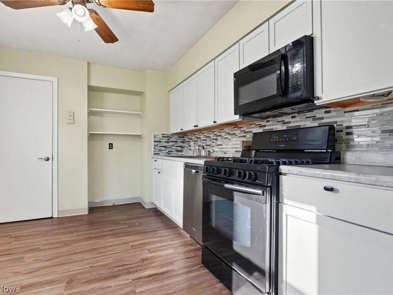 526 Meadow Lane, Cuyahoga Falls, OH 44221 Photo 8