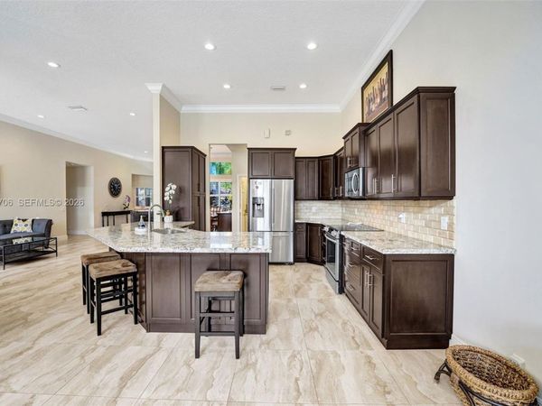 2390 Pheasant Ln , Weston, FL 33327