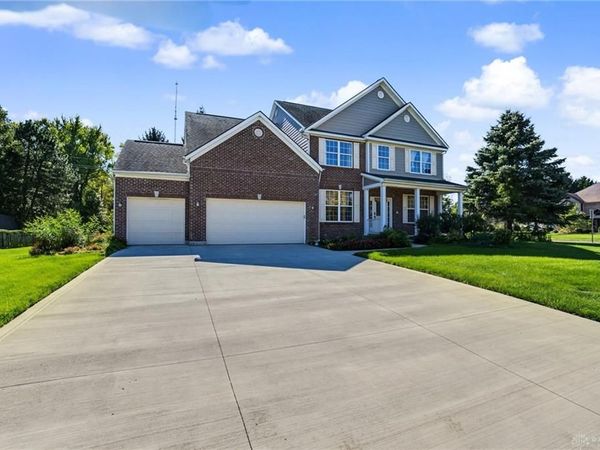 3891 S Ashleaf Lane, Beavercreek, OH 45440
