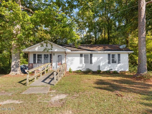 177 Quinn Store Road , Beulaville, NC 28518
