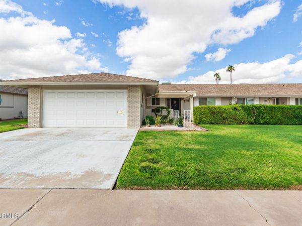 10404 W KINGSWOOD Circle, Sun City, AZ 85351