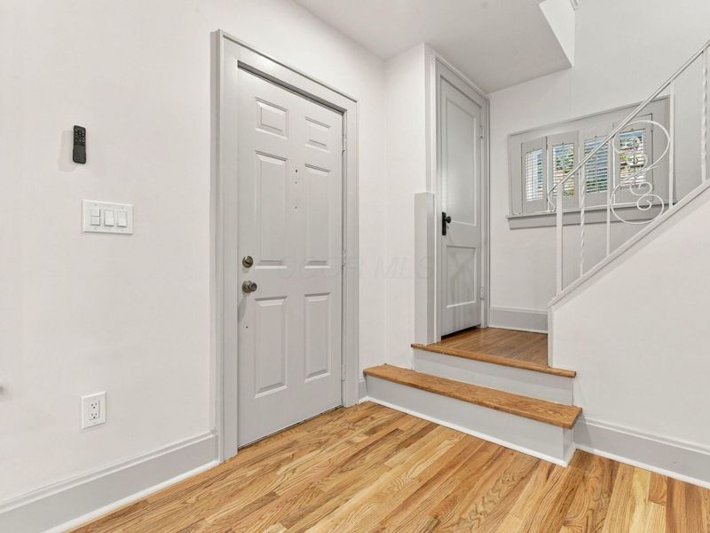 381 E Gates Street, Columbus, OH 43206 Photo 10