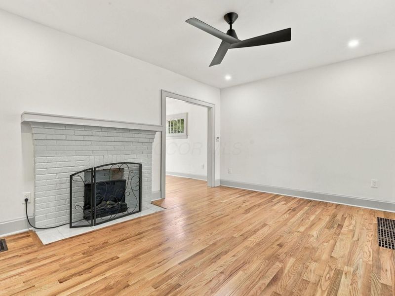 381 E Gates Street, Columbus, OH 43206 Photo 11