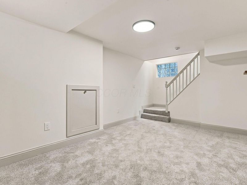 381 E Gates Street, Columbus, OH 43206 Photo 38