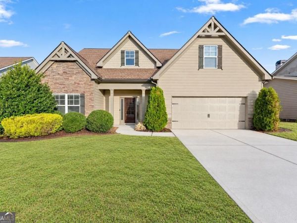 334 Red Cap Circle, Jefferson, GA 30549