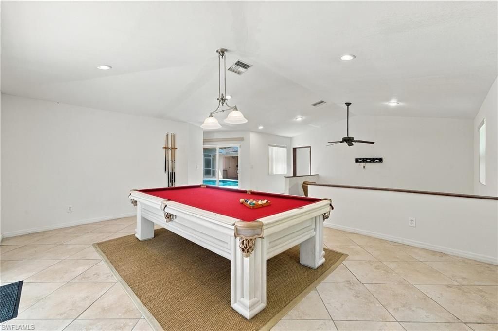 590 6th St Ne, Naples, FL 34120 Photo