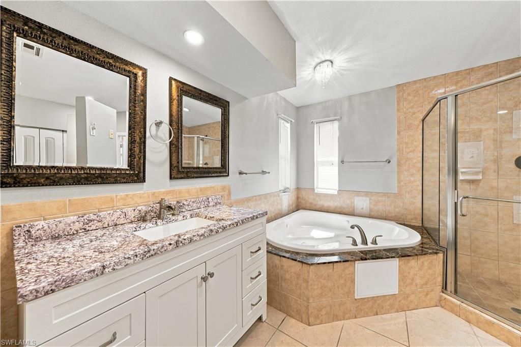 590 6th St Ne, Naples, FL 34120 Photo
