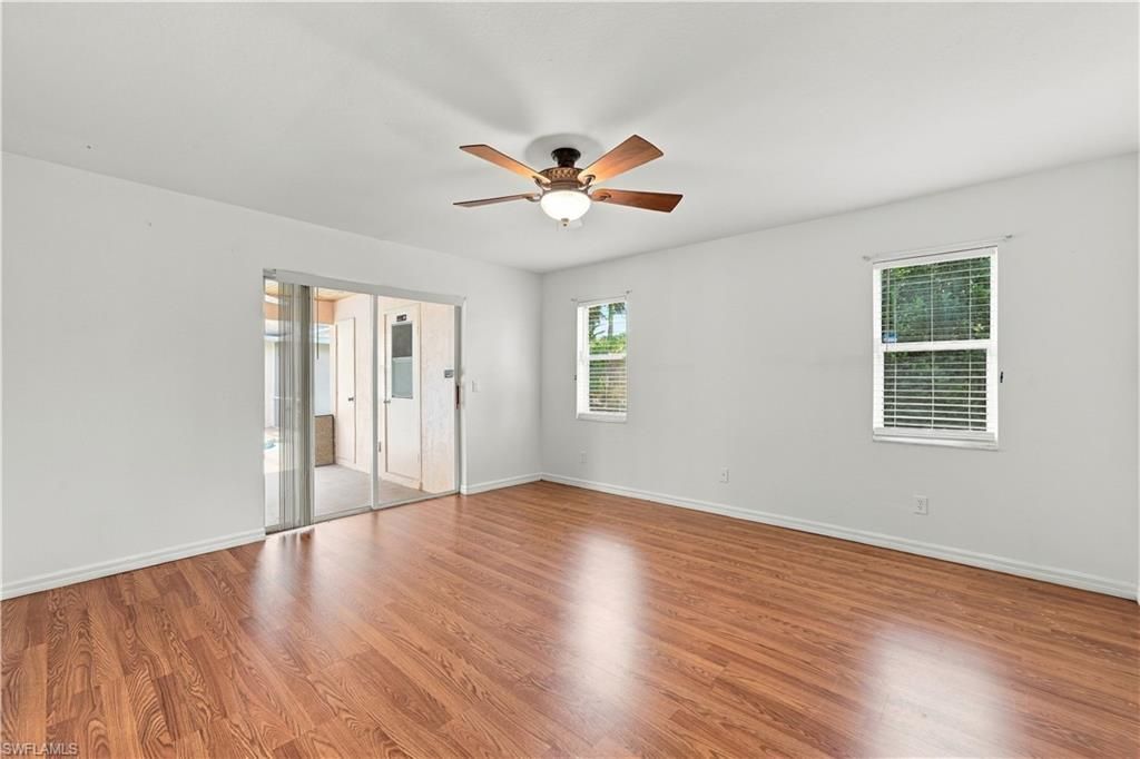 590 6th St Ne, Naples, FL 34120 Photo