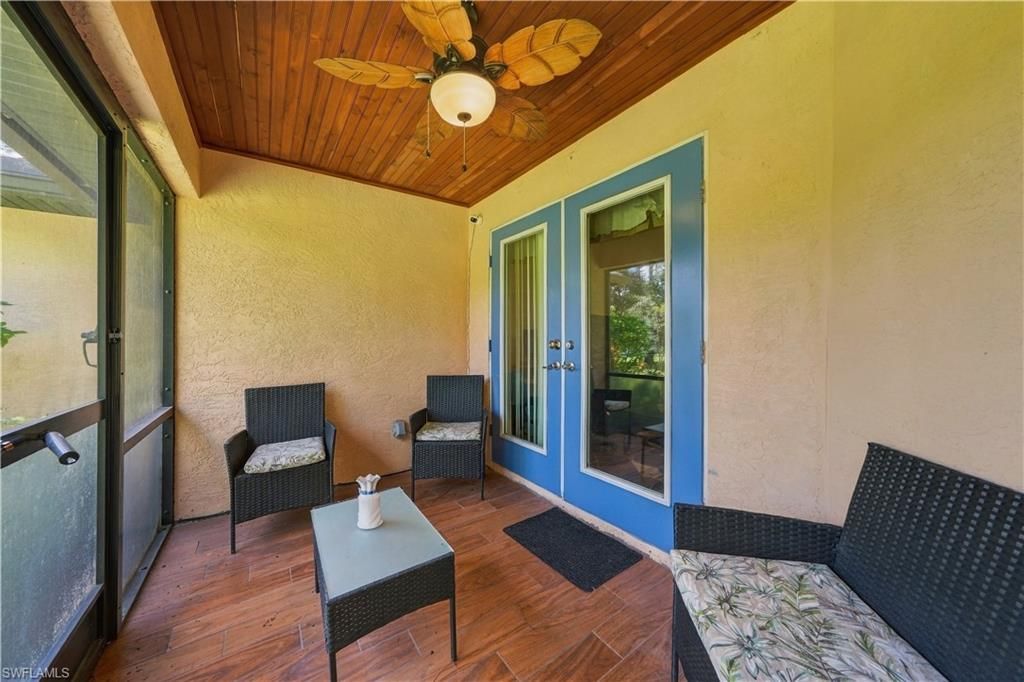 590 6th St Ne, Naples, FL 34120 Photo
