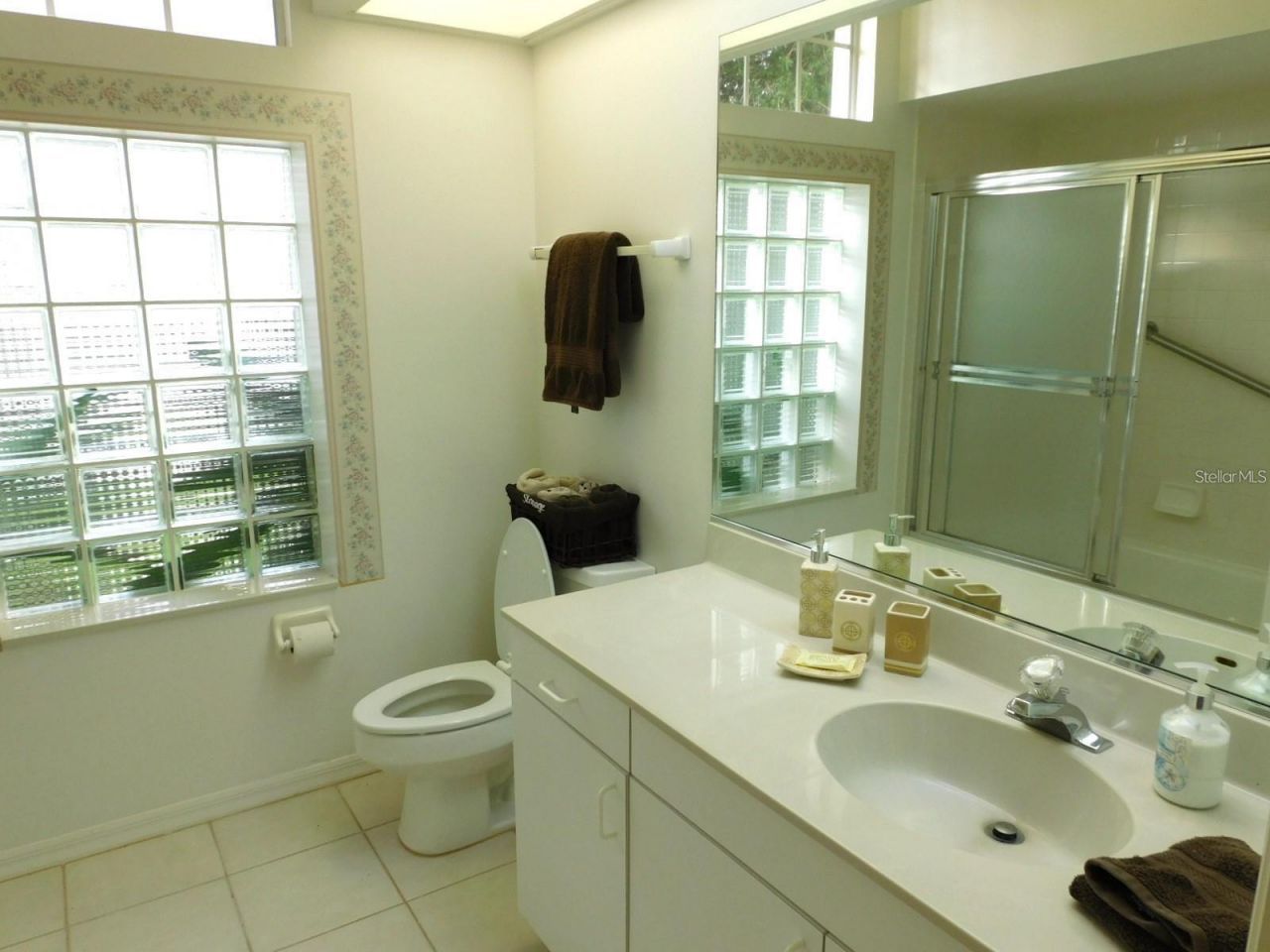 7506 Fairlinks Court , Sarasota, FL 34243 Photo