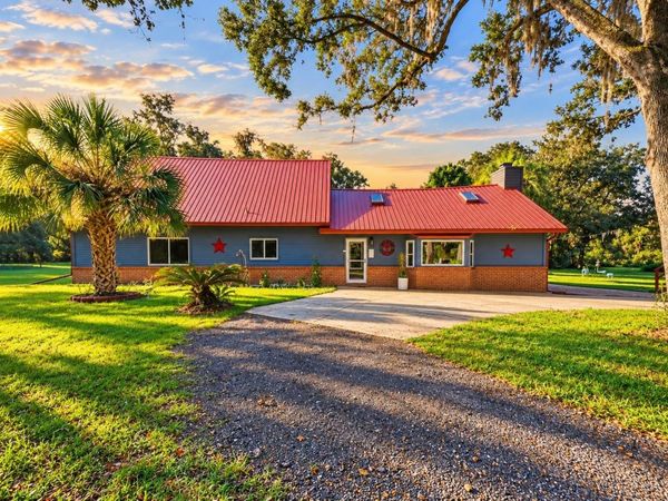 2290 MUD LAKE ROAD , DE LEON SPRINGS, FL 32130