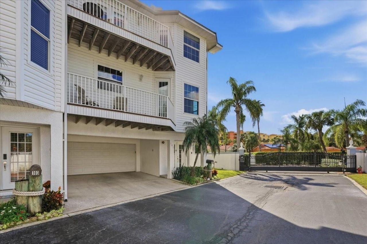 101 Shoals Circle, North Redington Beach, FL 33708 Photo