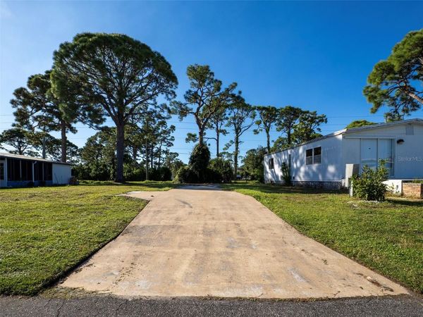 181 S FIJI CIRCLE , ENGLEWOOD, FL 34223