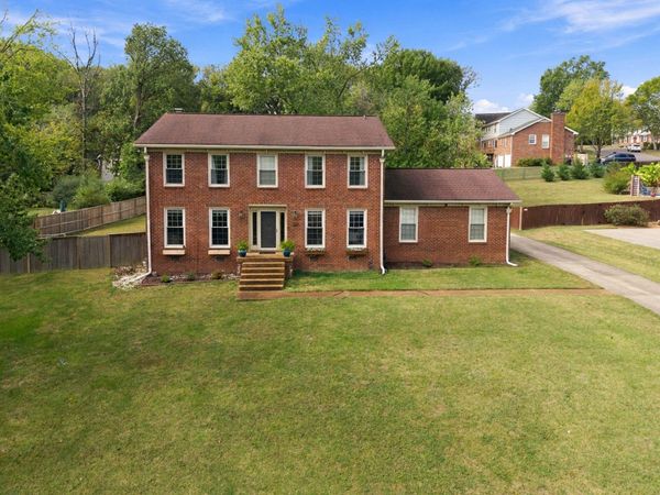 103 Stark Knob Rd , Hendersonville, TN 37075