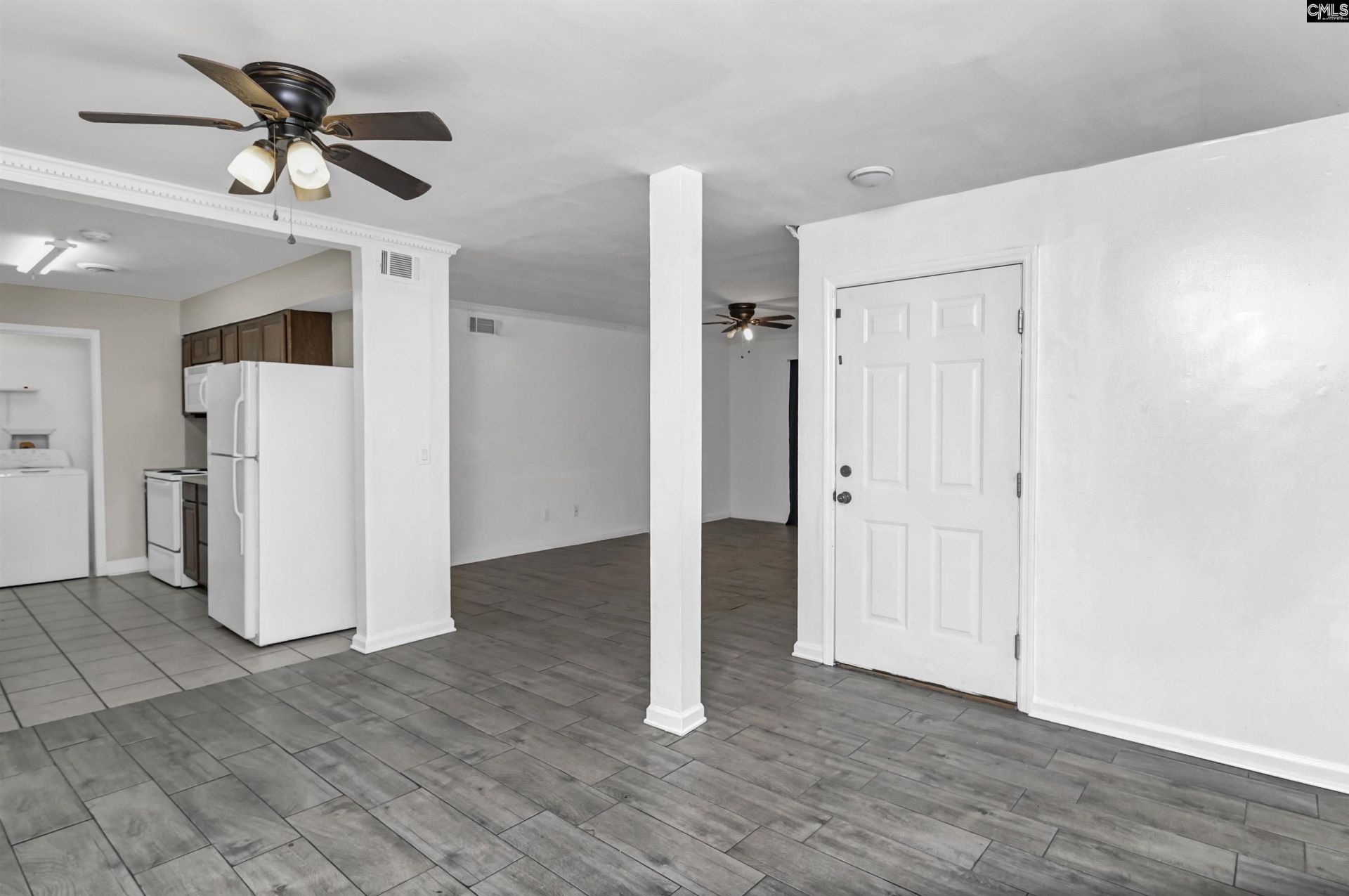 7602 Hunt Club Road  Photo 6