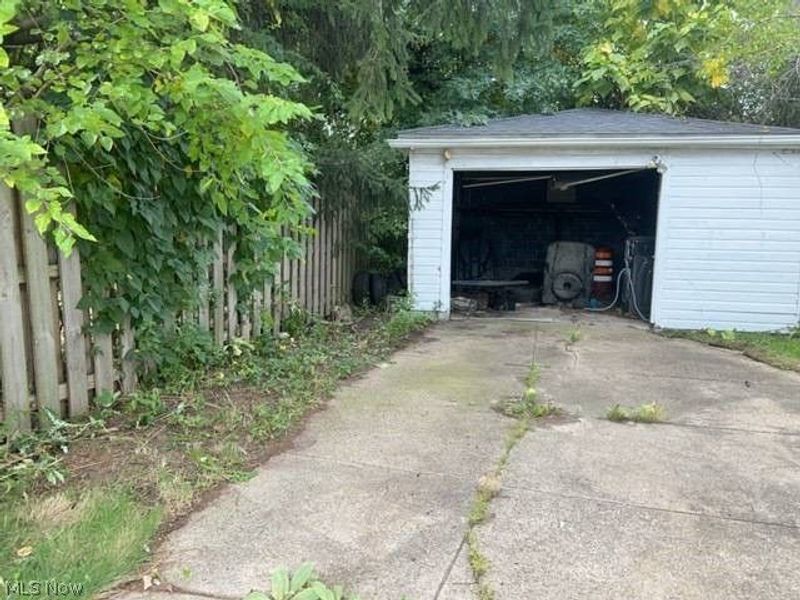 3320 E 135th Street, Cleveland, OH 44120 Photo 5