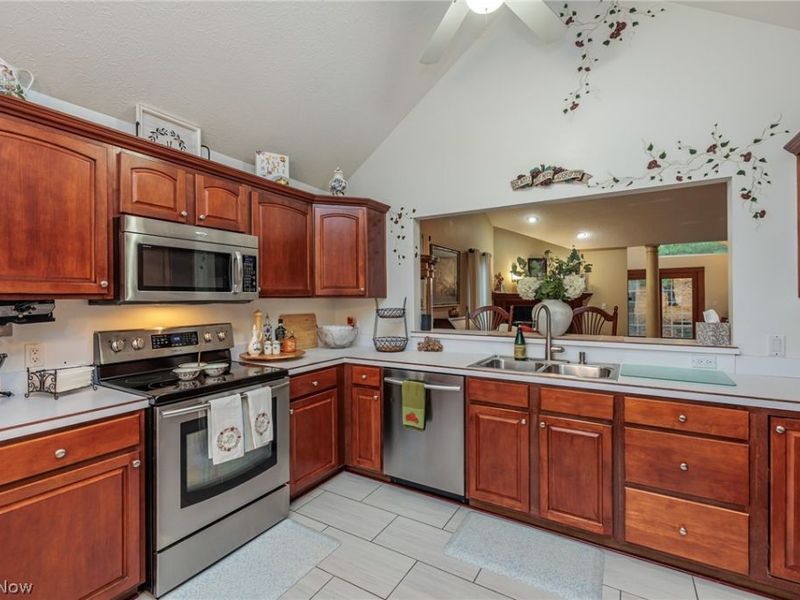 3973 Dogleg Trail, Medina, OH 44256 Photo 8