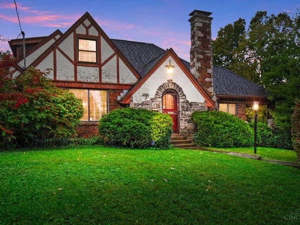 2825 Langdon Farm Road, Cincinnati, OH 45212