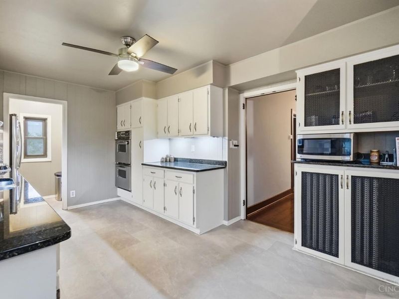 2825 Langdon Farm Road, Cincinnati, OH 45212 Photo 19