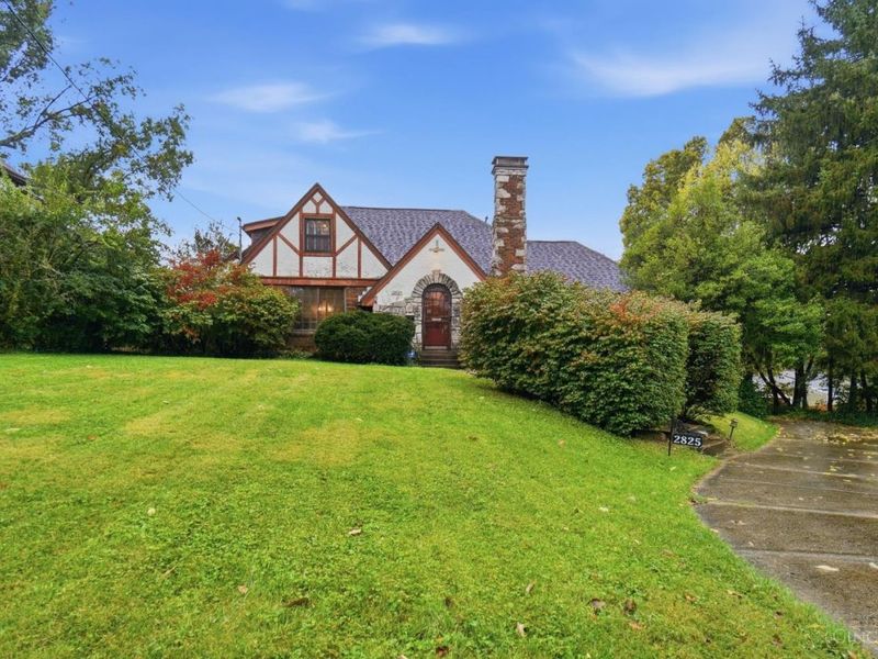 2825 Langdon Farm Road, Cincinnati, OH 45212 Photo 2