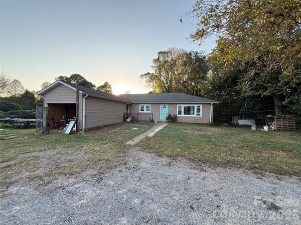 253 Cemetery Street , Ronda, NC 28670
