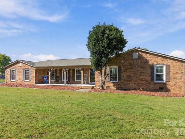 106 White Plains Drive , Kings Mountain, NC 28086