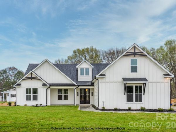 104 Hickory Hill Road , Mooresville, NC 28117