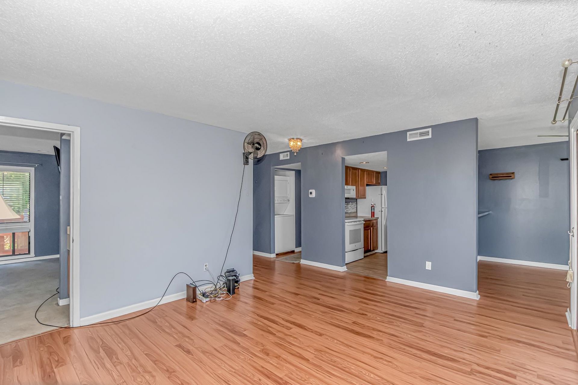 1025 Plantation Dr. W  Photo 10