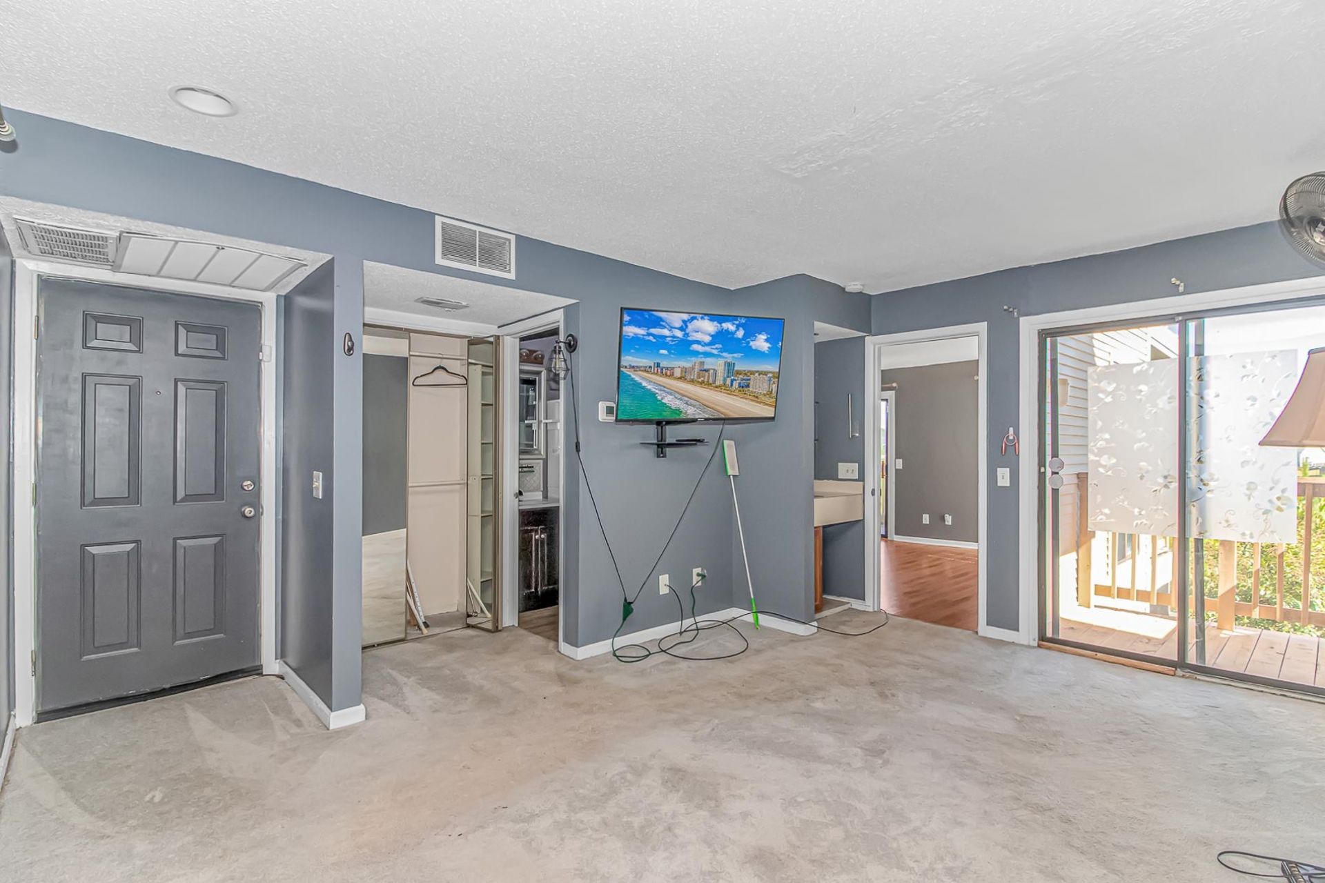 1025 Plantation Dr. W  Photo 24