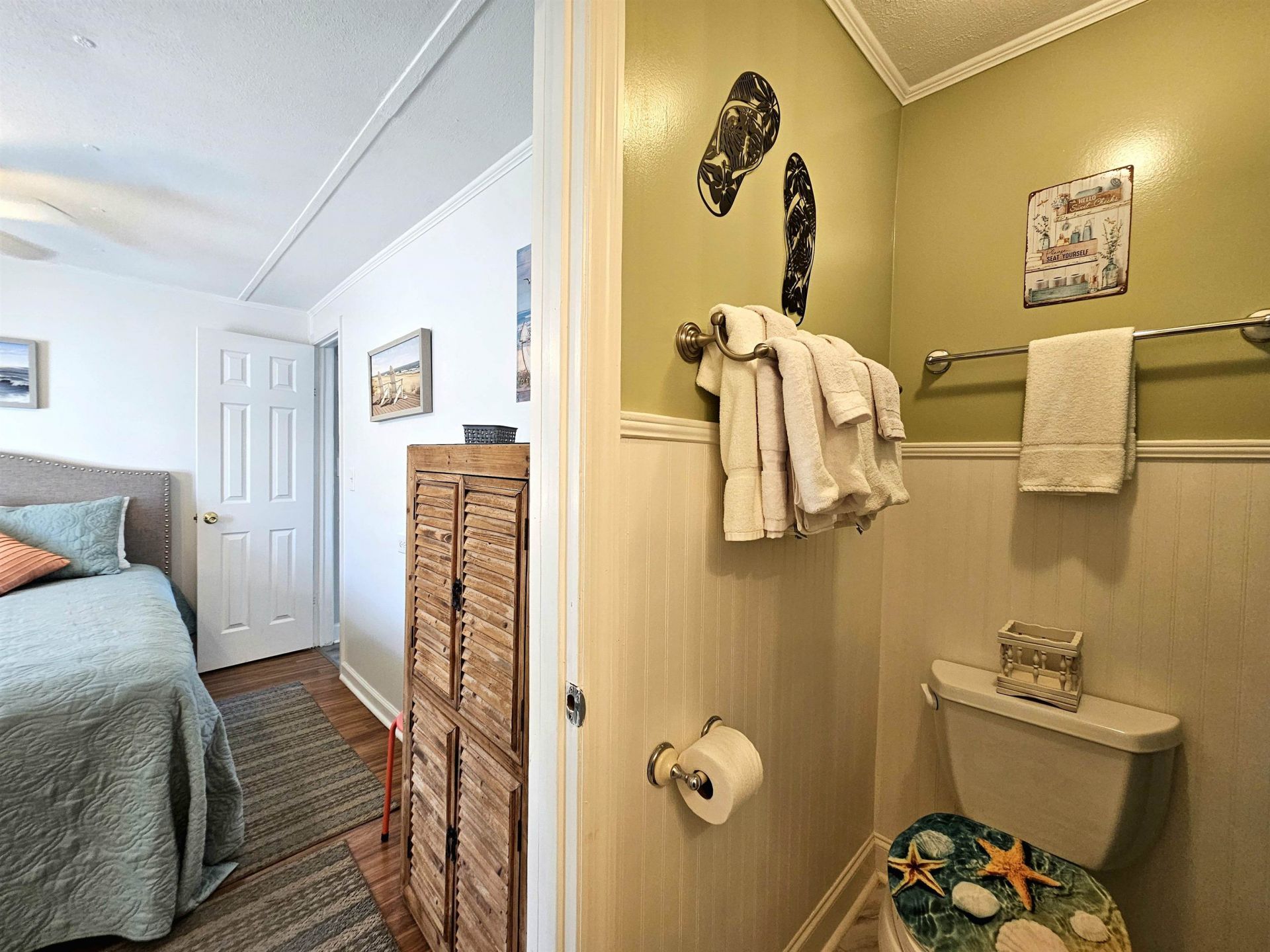204 Flamingo Ct.  Photo 18