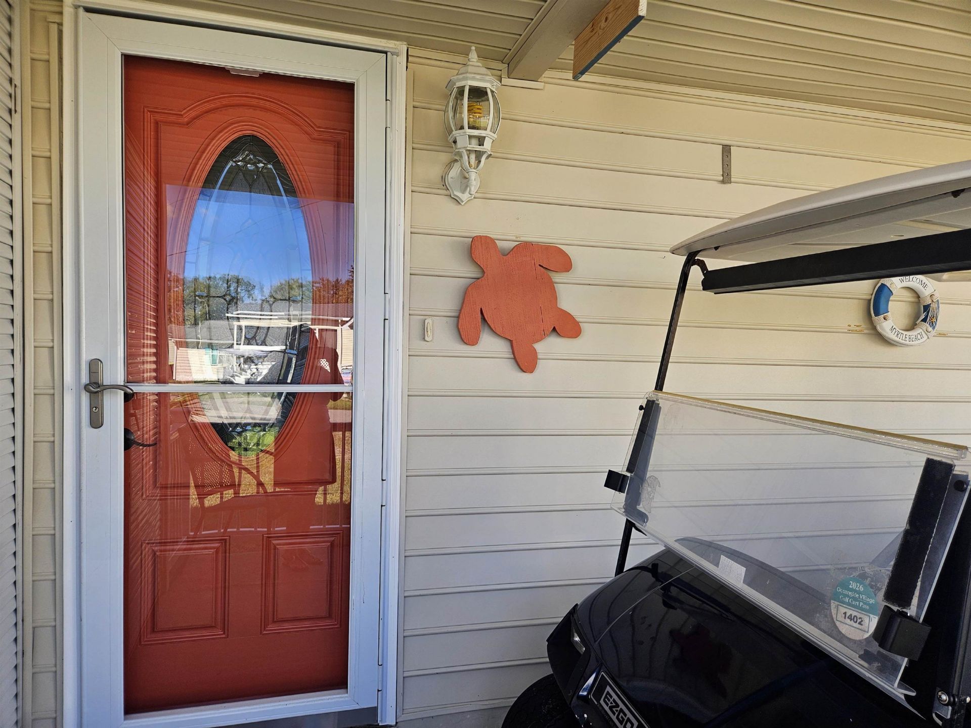 204 Flamingo Ct.  Photo 4