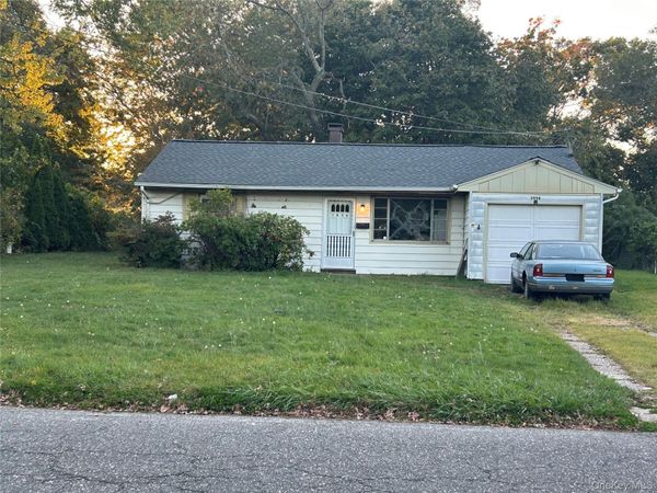 1056 Bay Shore Avenue , Bay Shore, NY 11706